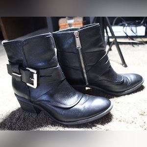 Donald J Pliner Women's Diem Buckle Ankle Boot, Black, 6.5 M US